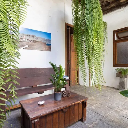 Vakantiehuis Home2book Charming Casa Candy Private Pool & Bbq La Guancha